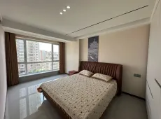 高区|仁泰旅游度假花园3室2厅2卫出售