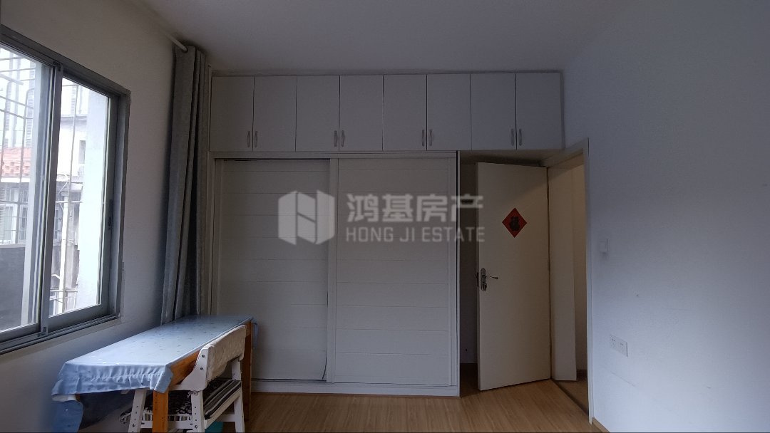 站南街储运公司宿舍,精品好房，站南街储运公司宿舍1室1厅1卫1阳台，房主急售2
