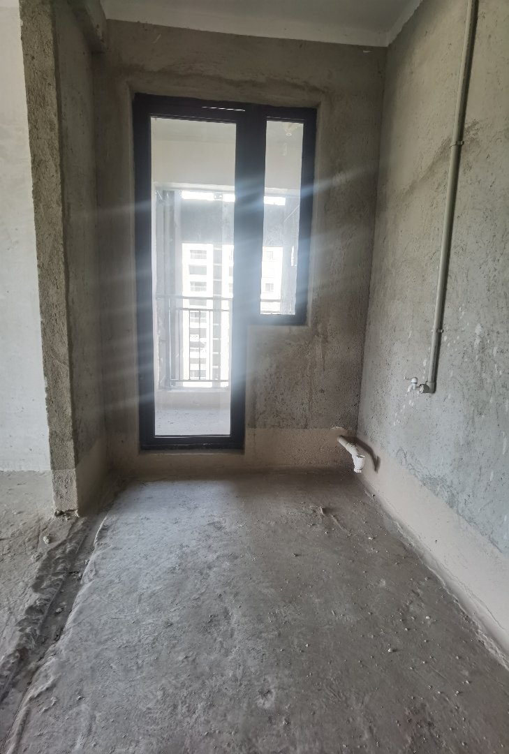 新城凤凰台,新城凤凰台127㎡4室2厅2卫1阳台毛坯，好房出售4