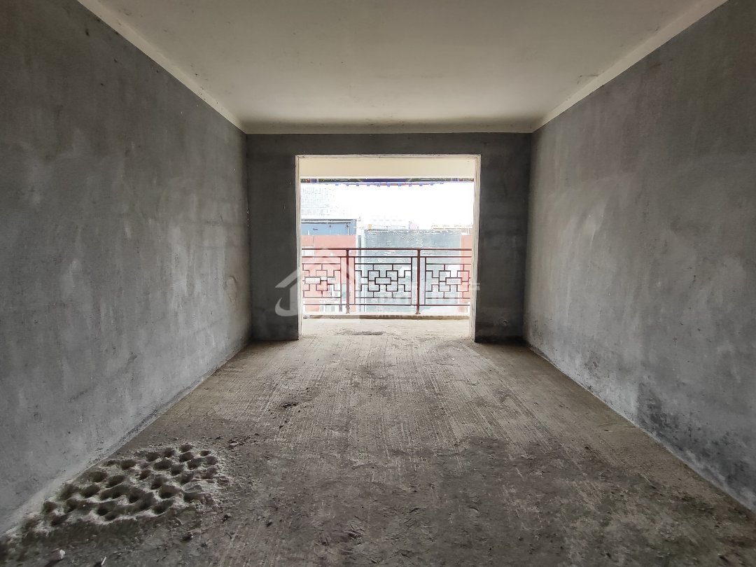施南古城,顶层复式带露台随时看房1