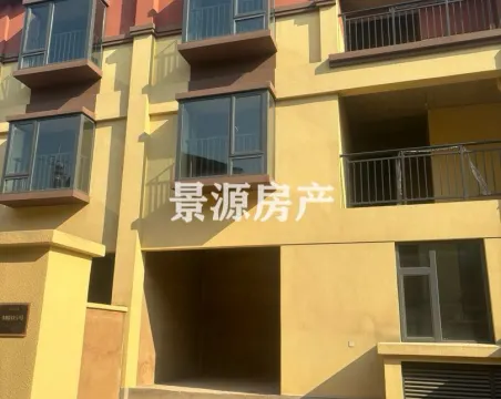 龙泽学府5室2厅3卫毛坯