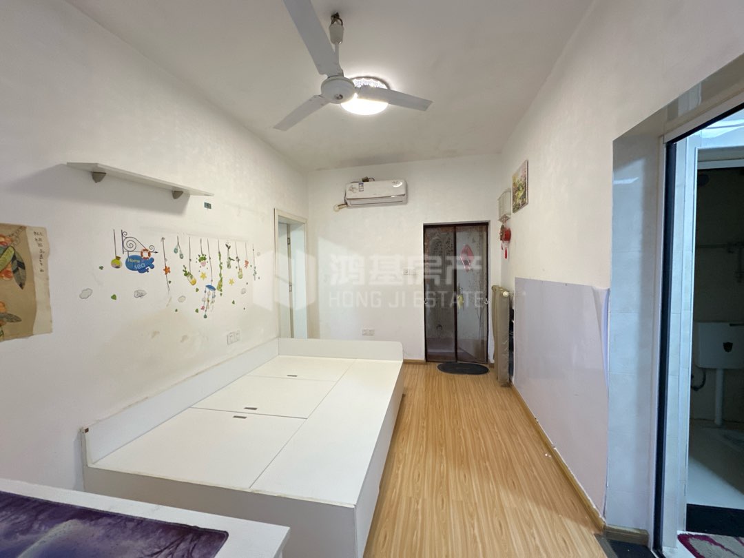 站南街储运公司宿舍,精品好房，站南街储运公司宿舍1室1厅1卫1阳台，房主急售10