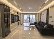 丰城市|玉龙明珠4室2厅2卫出售