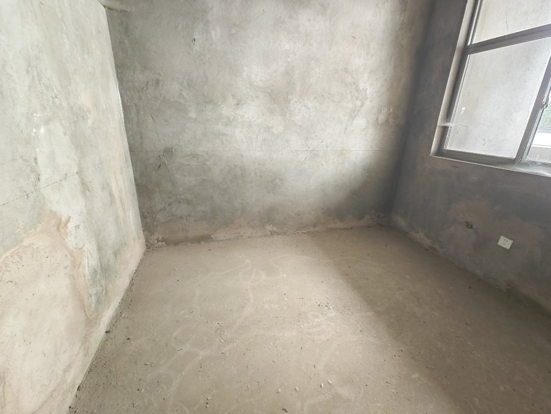 麒麟区南片区毛坯3室2厅2卫二手房出售6