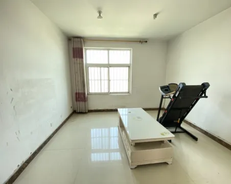 宝龙花园2室2厅1卫毛坯