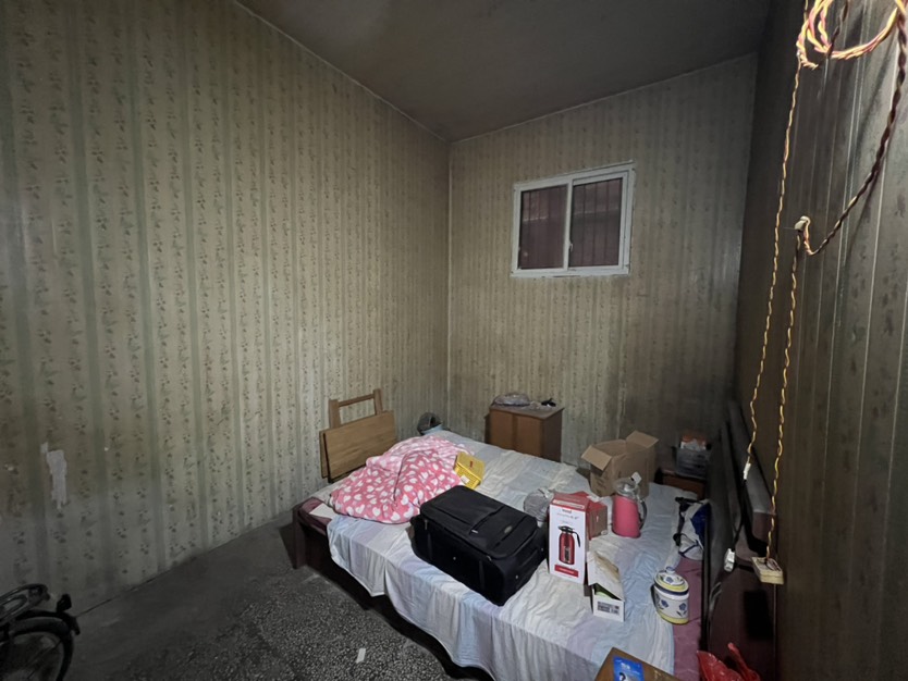 受降路东段,受降路东段，鹿港小镇对面独院出售3