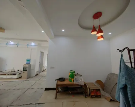 鸿安小区3室2厅2卫普通