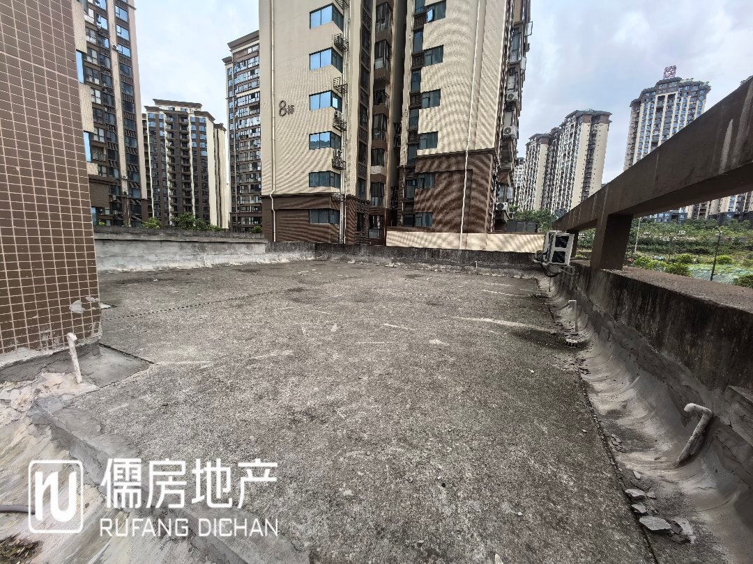 和喜御南台二期，带100平米平台，带人防车位-和喜御南台二手房价