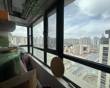 万科城云湾4室2厅2卫精装