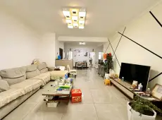 楚雄市|丹麓小镇4室2厅2卫出售