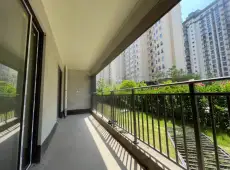 叶县|学府花园4室2厅2卫出售