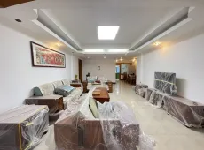 龙华区|茶叶大厦3室2厅2卫出租