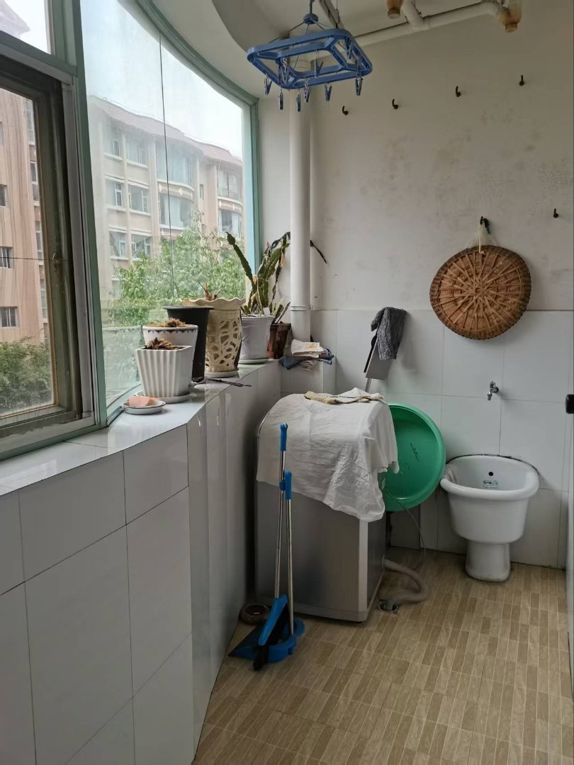 雄业佳园高品质精装3室2厅2卫1阳台，交通便利，设施齐全-雄业佳园二手房价
