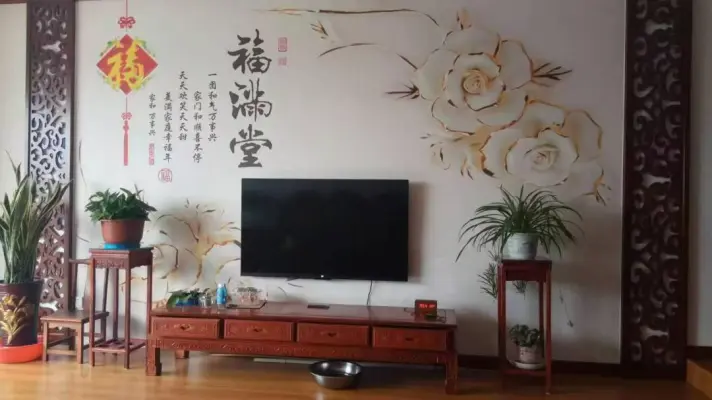 精装修，带车位储藏室，证出五年