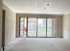 胶州市|绿城凤栖海棠4室2厅2卫出售|买房租房佣金全返