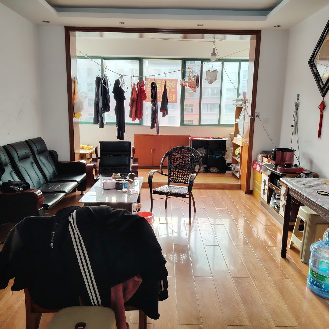 东星小区交通便利普通3室2厅1卫1阳台尽享城市繁华-东星小区二手房价
