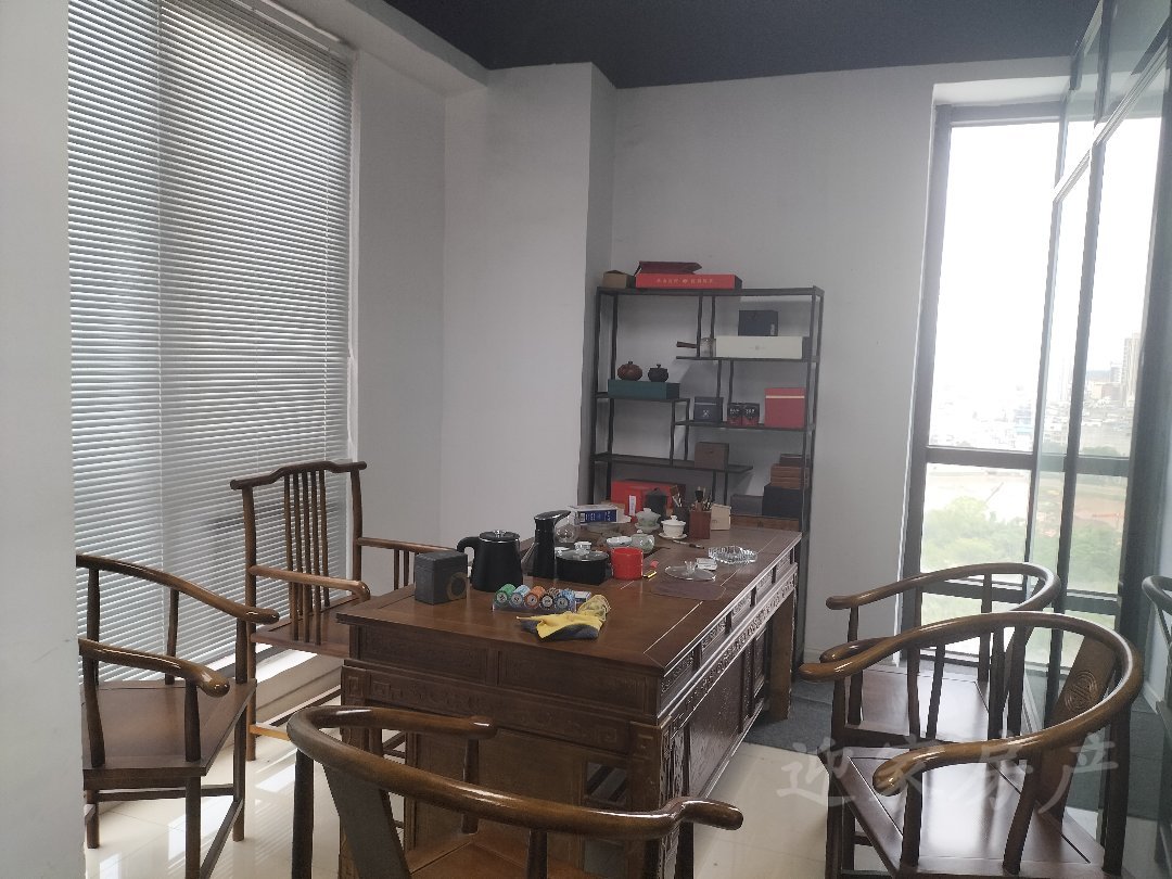 奥林财富中心,四桥位置，享受城市中心的便利与舒适，3室2厅1卫1阳台2