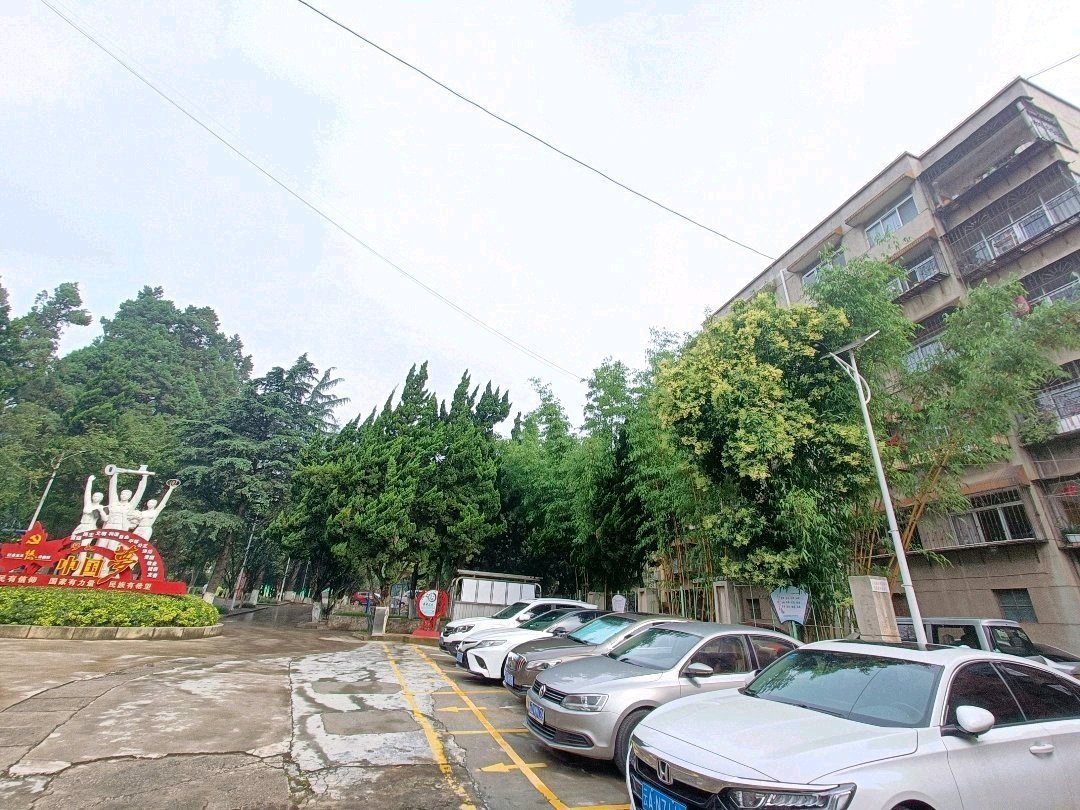 麒麟区南片区精装3室2厅1卫二手房出售12