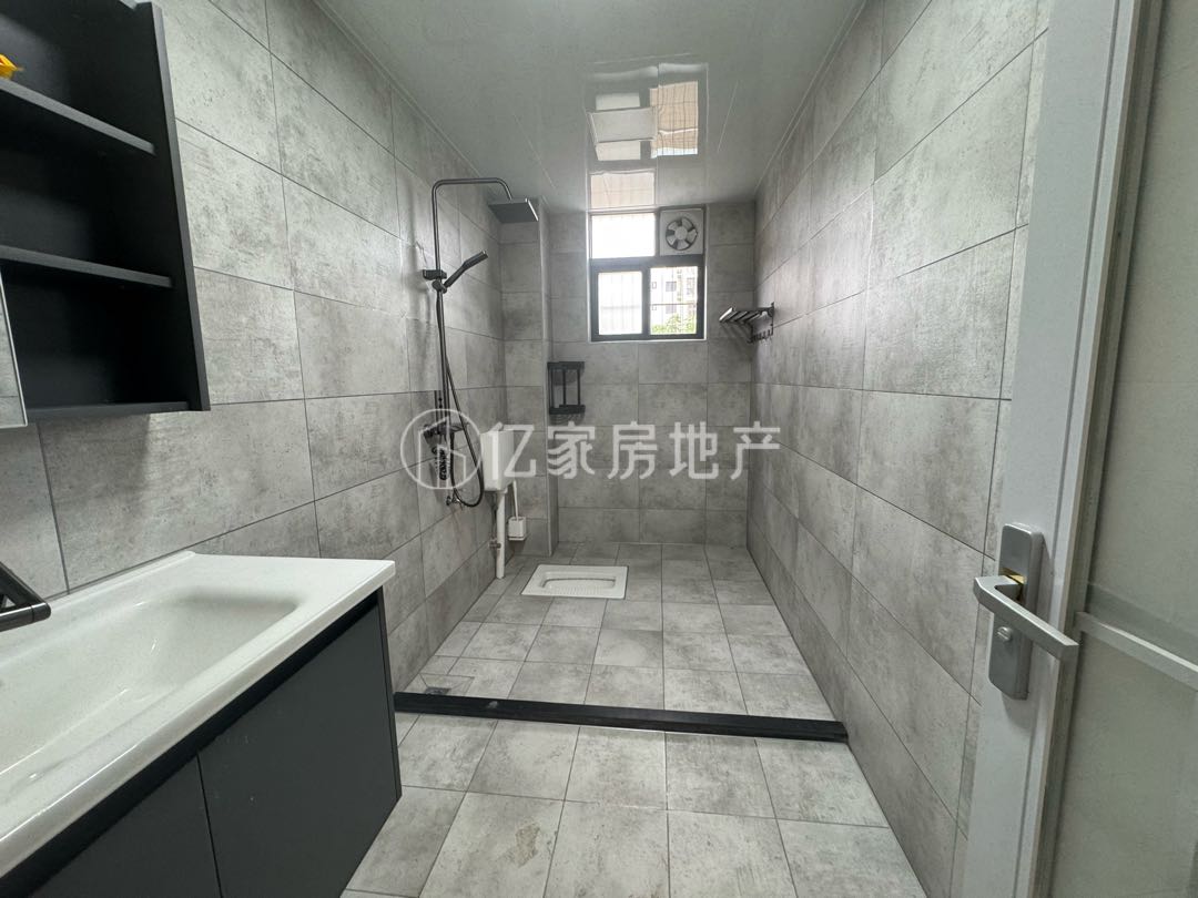 天润学府,天润学府精装3房，拎包入住仅16003