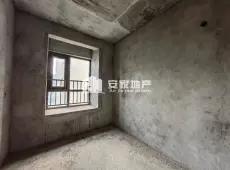 巴州区|江湾城A区4室2厅2卫出售