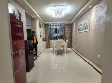 富顺县|凯旋城4室2厅2卫出售