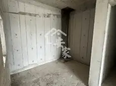 龙里县|乾麟龙铂悦府4室2厅2卫出售