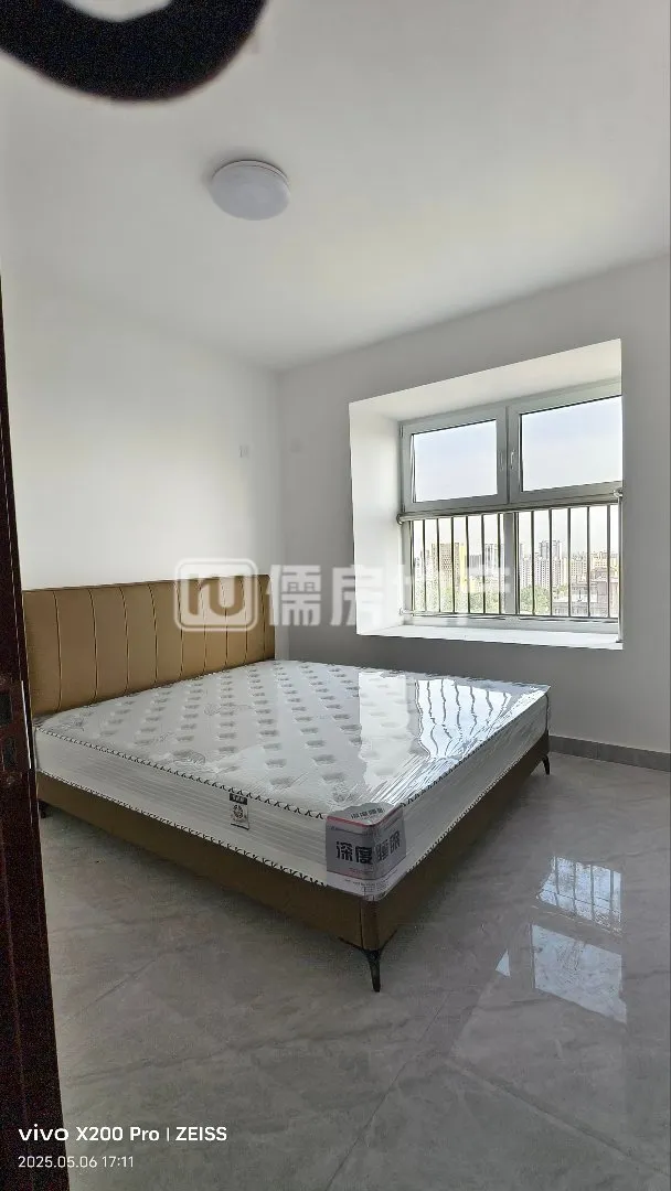 103㎡3室2厅1卫家具家电齐全，房勘时家具还未买全，已出租