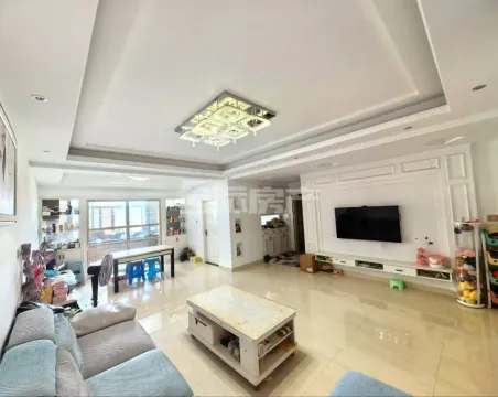 悬渚村3室2厅2卫精装
