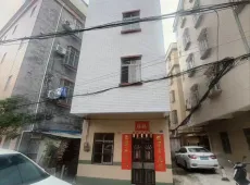 阳春市|东湖私宅8室2厅2卫出售