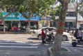 东风大街房管所家属院步梯二楼南北通透三居室采光好 送地下室3