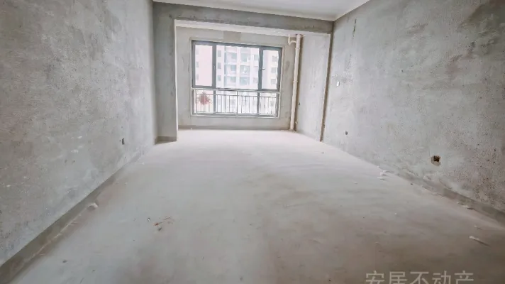 河西和兴南郡名城毛坯3室出售 送超大阳台