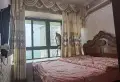 天海苑98㎡3室2厅1卫1阳台精装，多条公交经过3