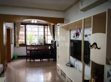 东兴区|建行小区2室2厅1卫出售