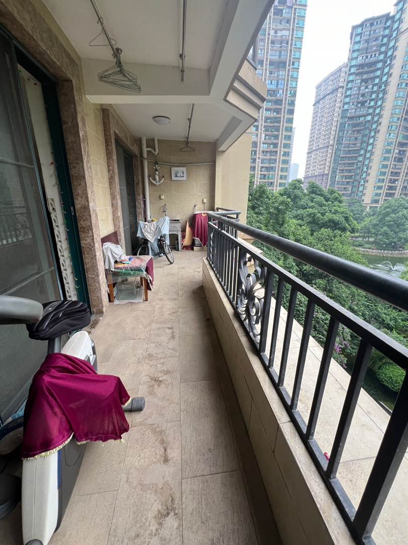 恒大名都,性价比超高的4室 阳光 视线 无忧！5