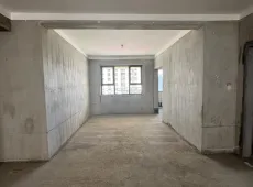 伊宁市|滨河壹号4室2厅2卫出售