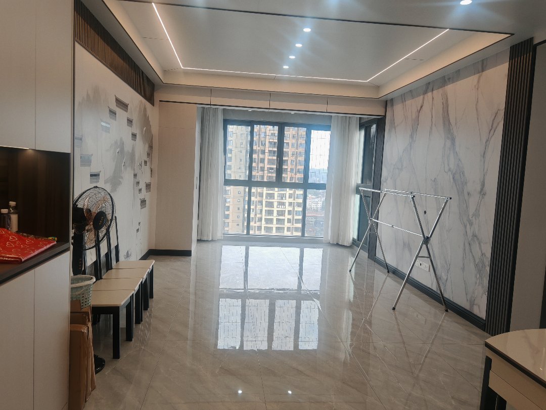 急卖急卖一周 海上明月精装三室 户型方正拎包入住-海上明月二手房价