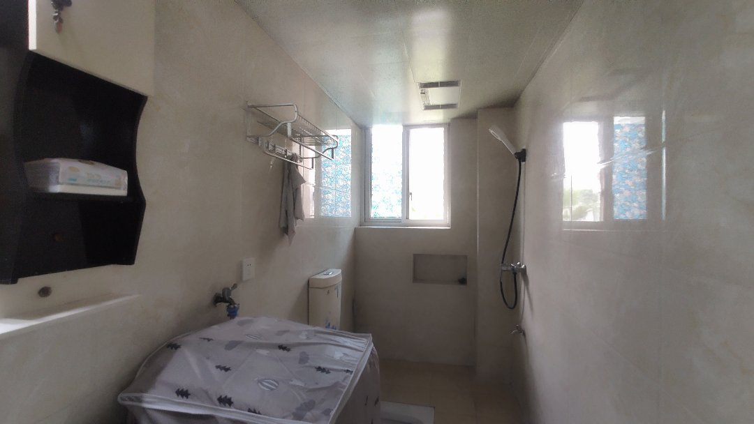 香逸美地,香逸美地1700元/月80㎡3室1厅1卫1阳台普通，看房有钥匙3