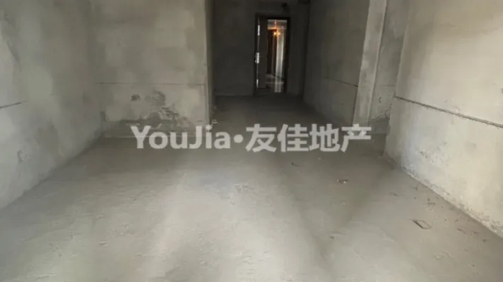 18473盛锦苑超好的地段，住家舒适