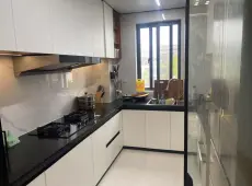 中梁一号院封闭小区，精装修