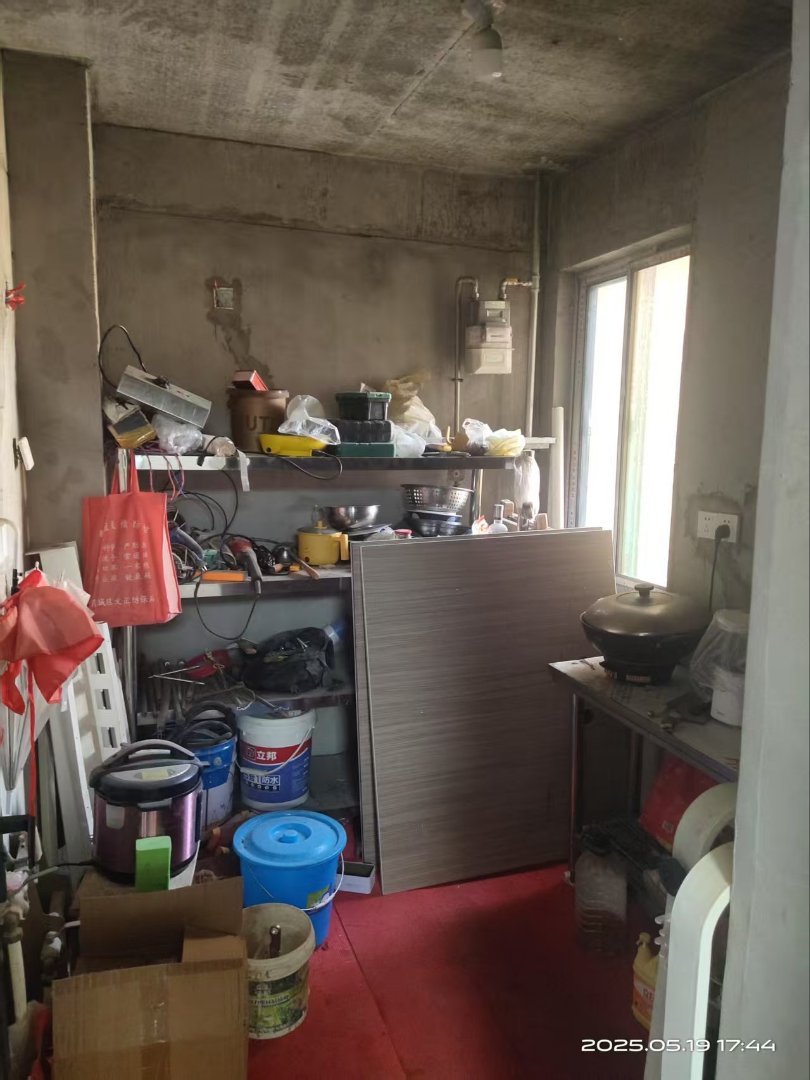 阳光渭水华庭,可按揭 世纪大道地铁口(渭水华庭)简装两室中层 采光好4