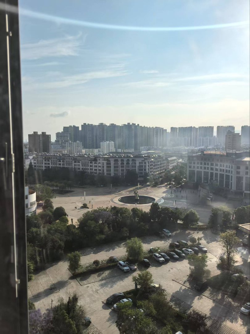 麒麟区南片区精装3室2厅1卫二手房出售5