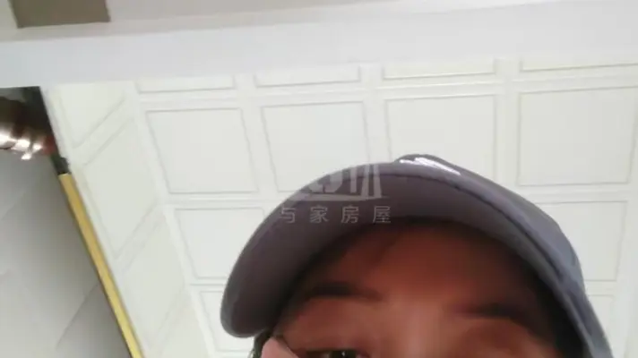 建设路鸿朗花园一期精装2室1厅1卫1阳台