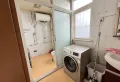 明湖对过，中装二楼两居室带35平车库，证满两年5