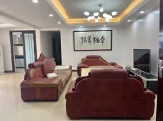 阳春市|盛世大厦4室2厅2卫出租