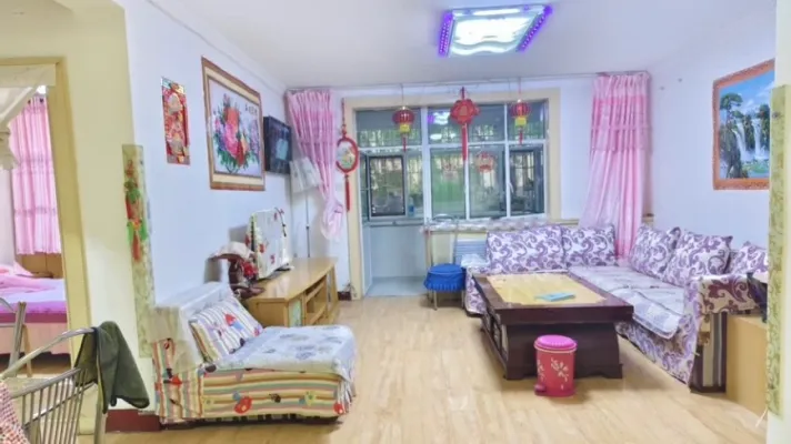 昌明小区4楼94平3室2厅1卫1阳台