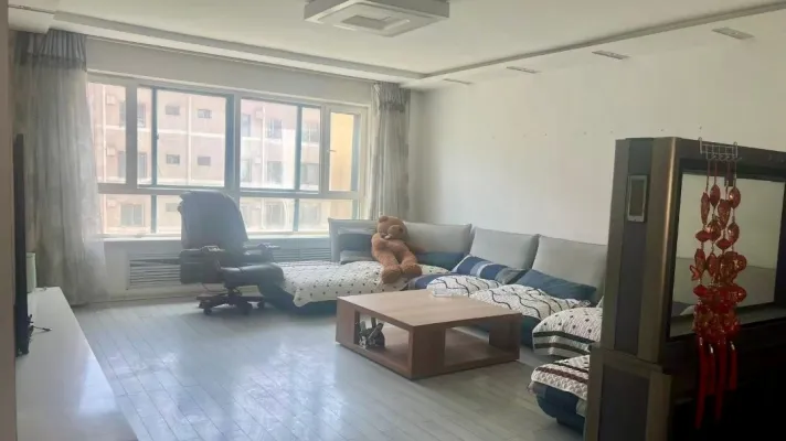 长城北小区4楼3室2厅1卫拎包入住