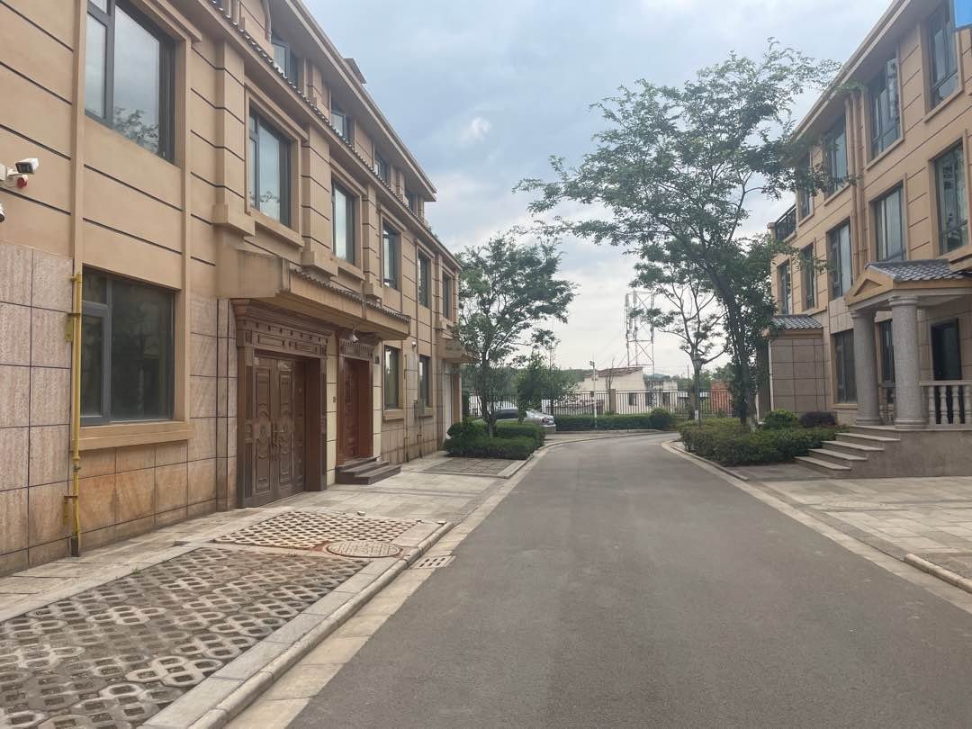 麒麟区西片区精装6室3厅3卫二手房出售11