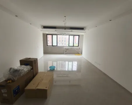 核电专家二村3室2厅2卫精装
