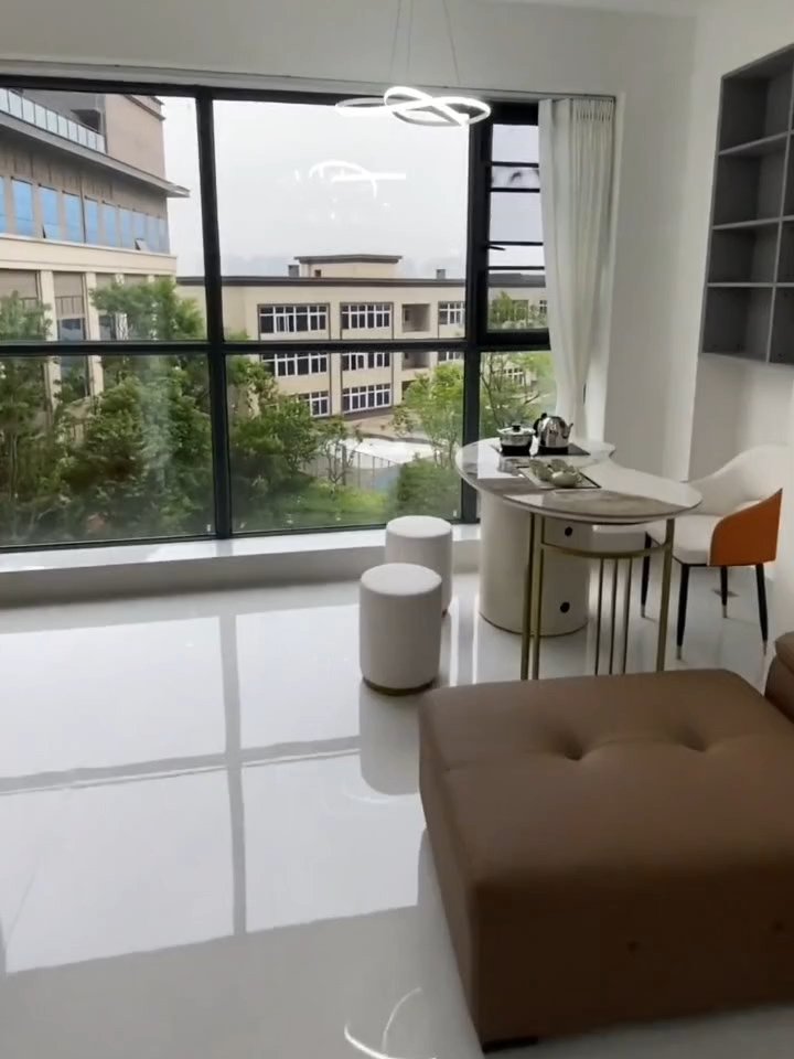 麒麟区南片区毛坯3室2厅2卫二手房出售1