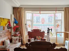 萨尔图区|南湖景苑4室2厅2卫出售|买房租房佣金全返